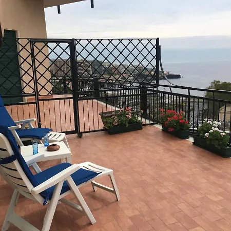Europa Apartment *